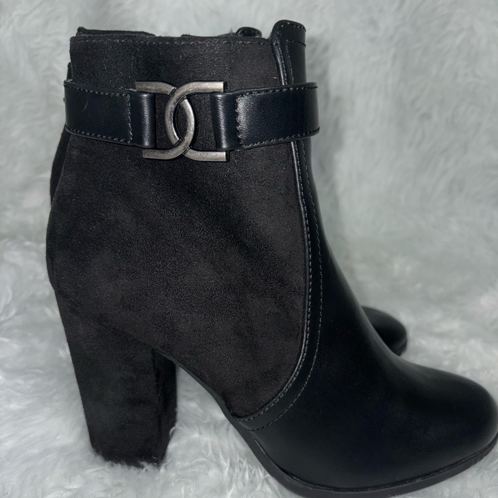 Chic Black Ankle Boots